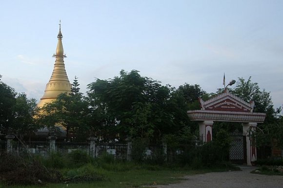 Lumbini - Budist tapınağı