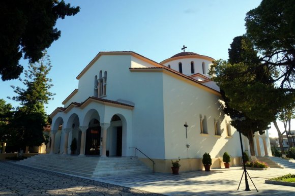 Adadaki son günümüzde erken kalkıp Kremasti'de kahvaltı yaptık. Sabah 9:30 civarı kiraladığımız arabayı teslim edecek ve Rodos adasındaki Rodos şehrini gezecektik.