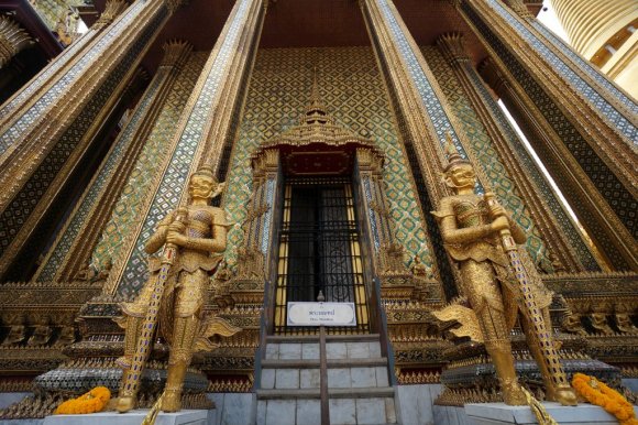 Wat Phra Kaew, Büyük Saray (Grand Palace), Bangkok.