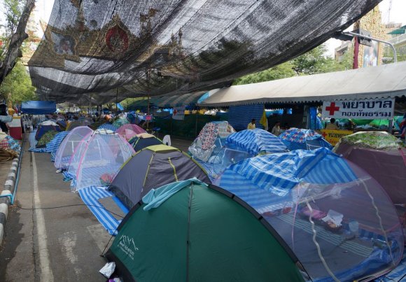 Demokrasi Meydanı etrafında ki Bangkok'u kapa, Tayland'ı yeniden başlat gösteri alanı.