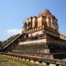 Wat Chedi Luang 14. yüzyılda yapılmış bir Budist tapınağıdır.