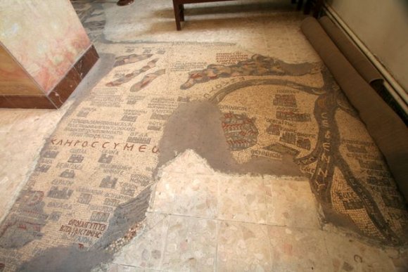 Madaba - St George Kilisesi ve Mozaik Haritası.