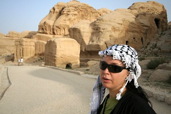 Güzide Petra'ya 2. gidişimizin sabahında Siq yolunda.