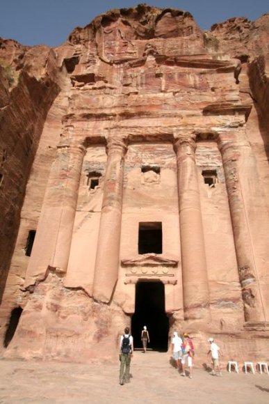 Petra - Kraliyet Mezarları / Urn Tomb.