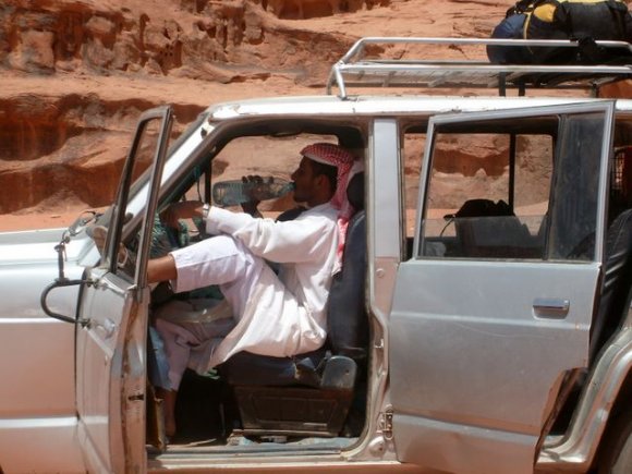 Wadi Rum - Çöldeki turumuzun şoförü.